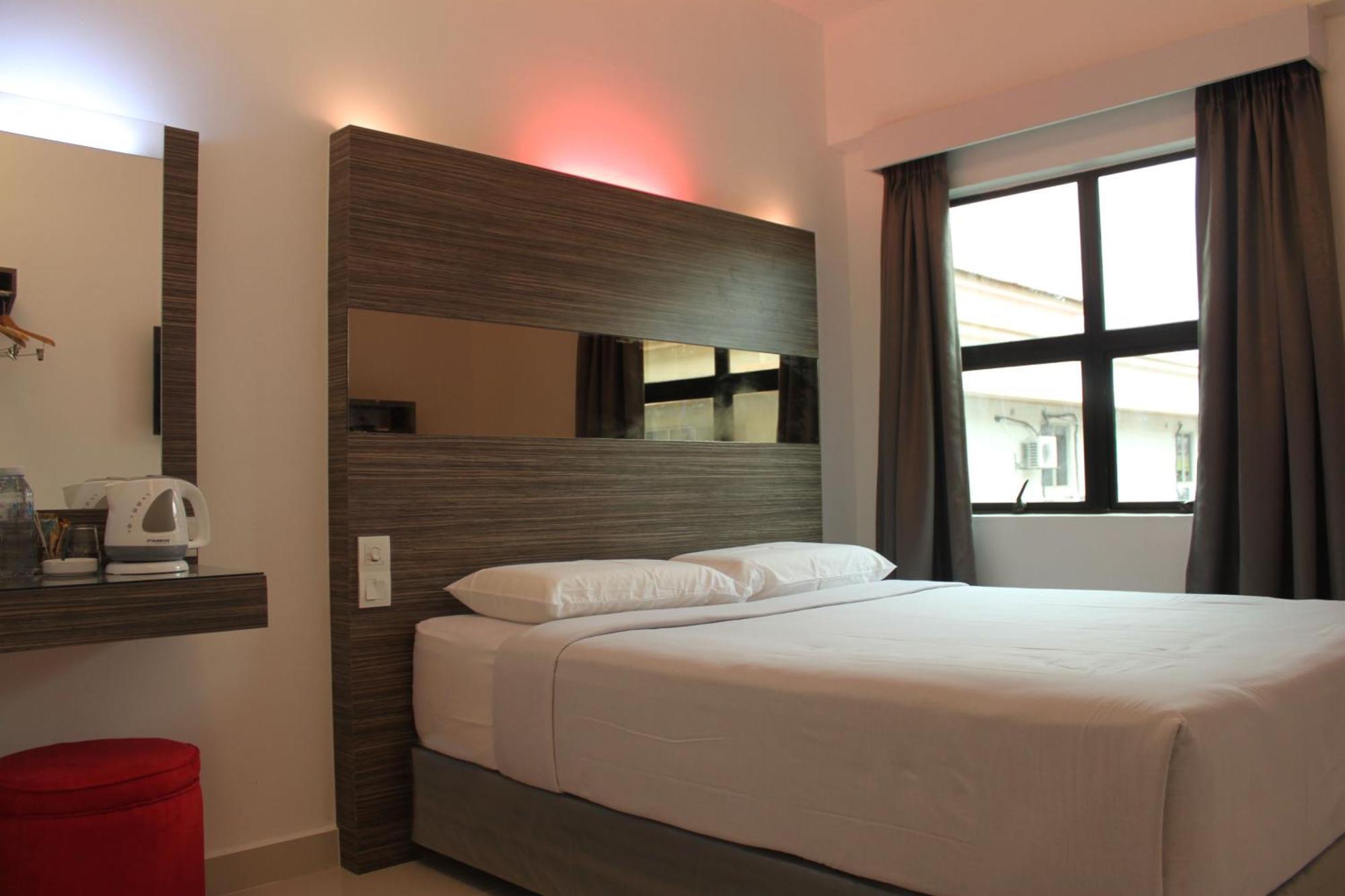 Time Hotel Куала-Лумпур Экстерьер фото